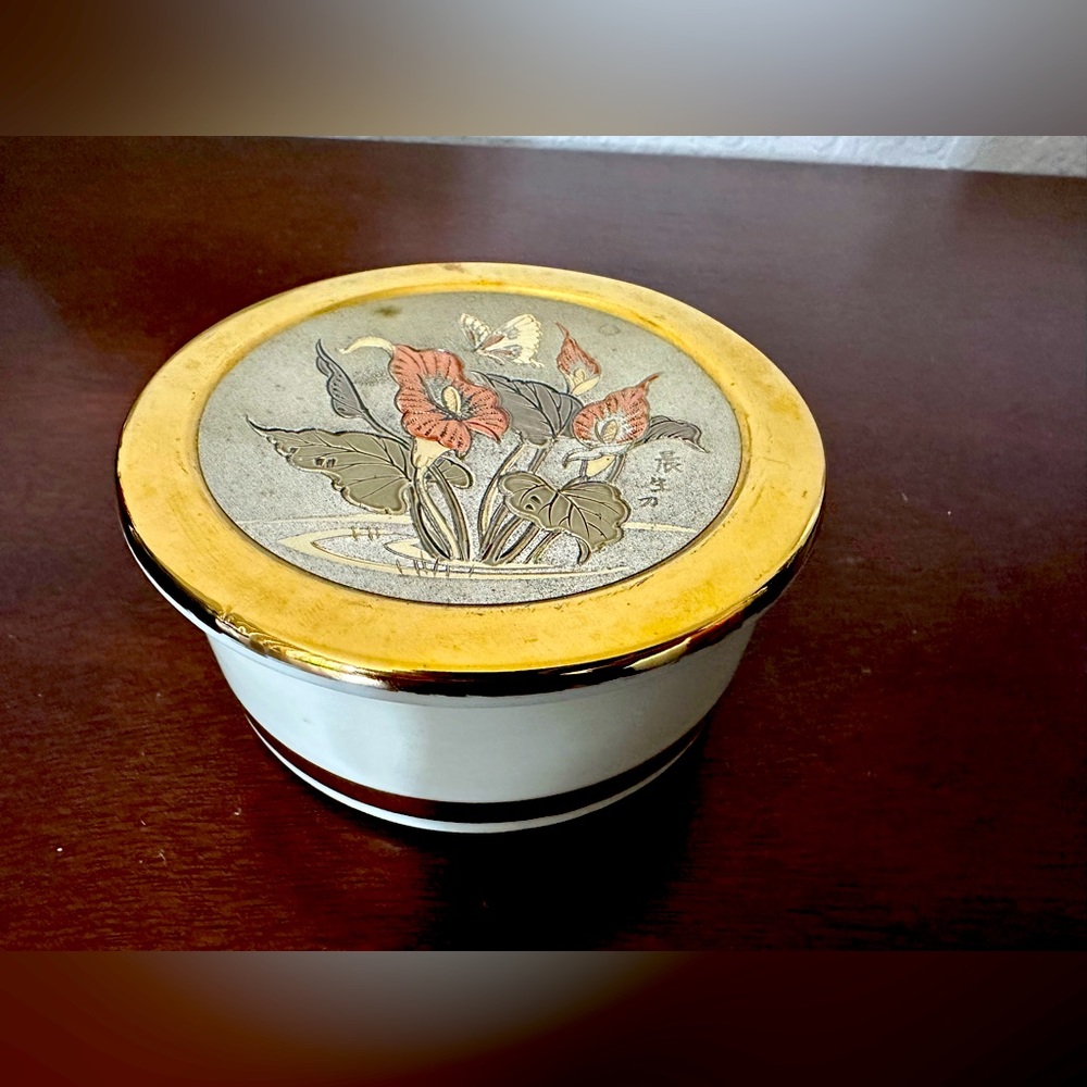 The Art Of Chokin Jewelry Dish 24k Gold Trim W/Butterfly &  Lillys.